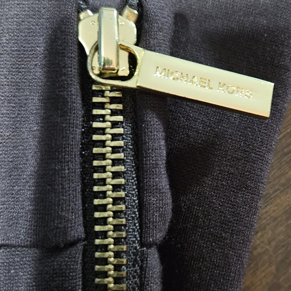 Michael Michael Kors womens size M pull on pants. - Picture 6 of 10